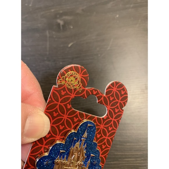WDW Cinderella Castle WALT DISNEY WORLD Logo GLITTER Cloud Blue DISNEY PIN - Picture 3 of 5